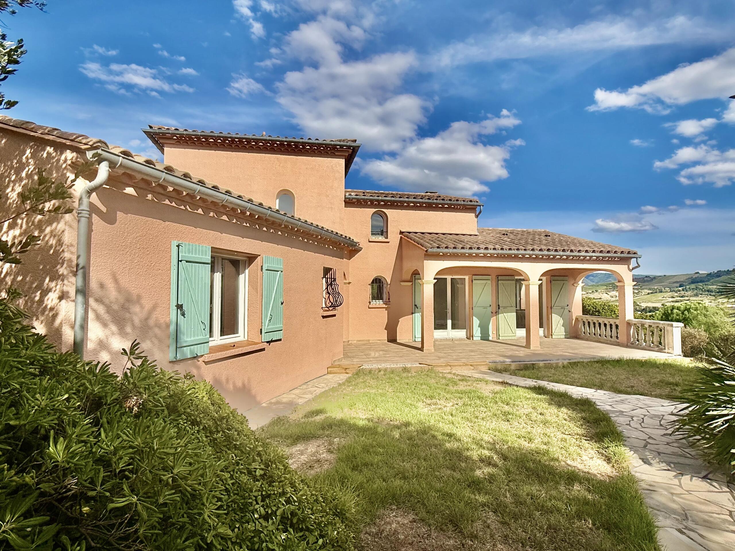 Elegant Villa with Panoramic Views, Pool and Mediterranean Garden – Limoux, Occitanie – France – BVI87079