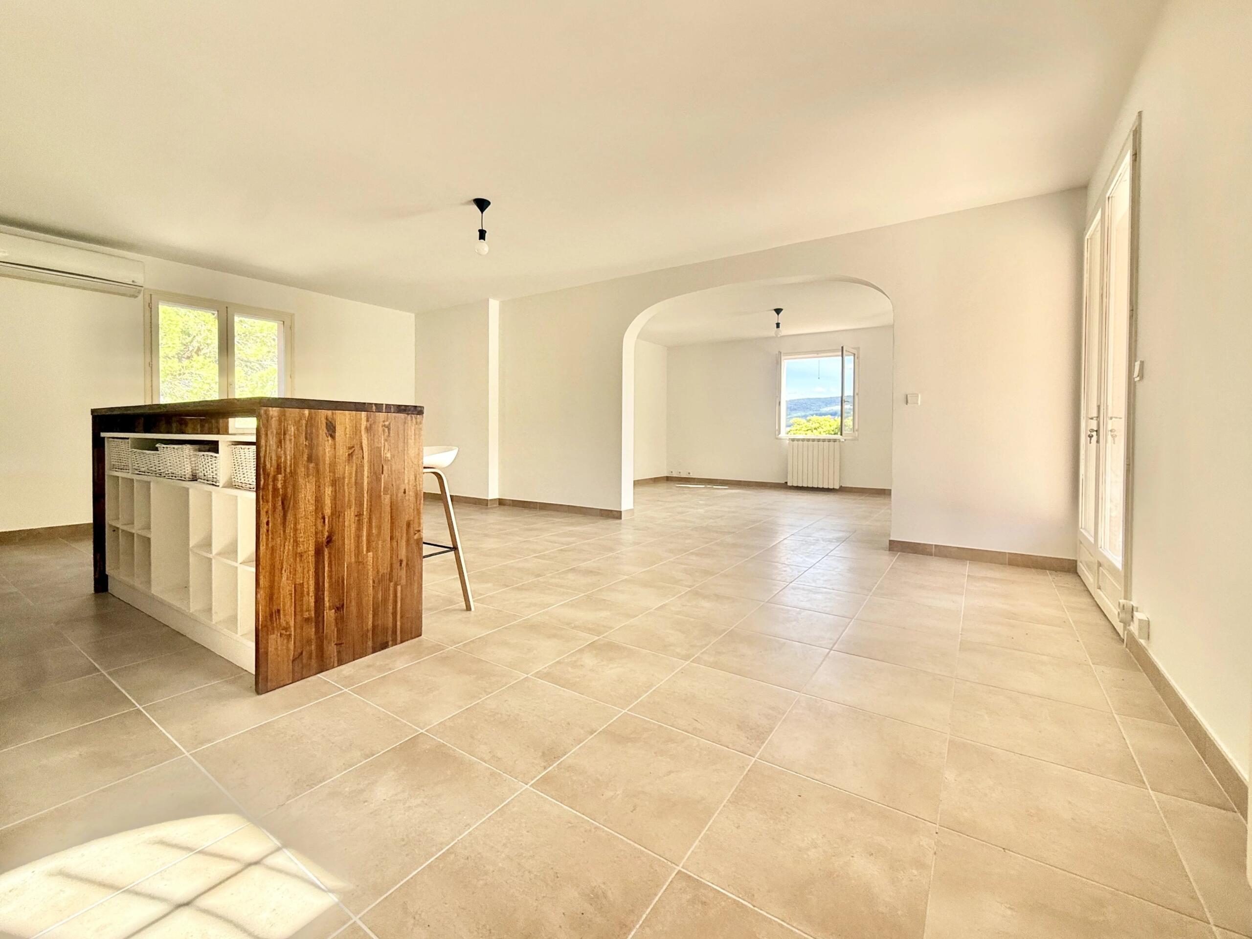 Elegant Villa with Panoramic Views, Pool and Mediterranean Garden – Limoux, Occitanie – France – BVI87079
