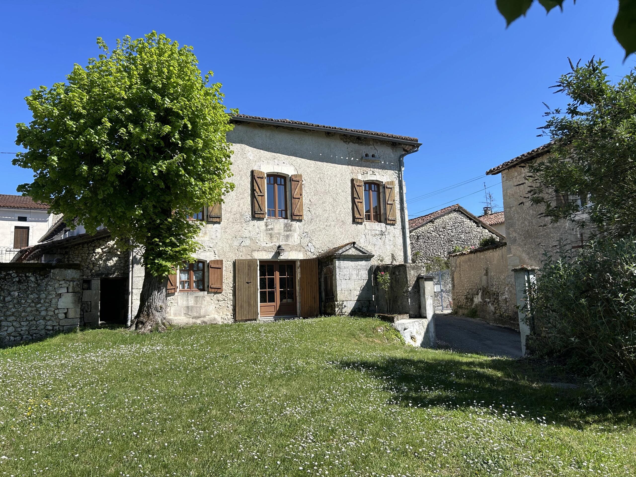Character stone-built 4 bed property, Nouvelle-Aquitaine – France – BVI85349