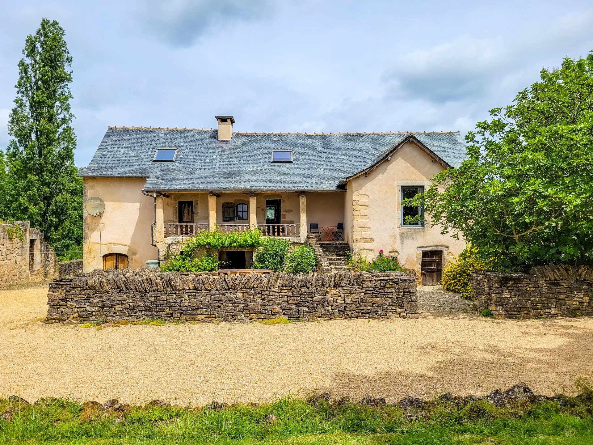 Character Country Estate with Gîtes and Land – Tarn-et-Garonne, Occitanie – France – BVI85999