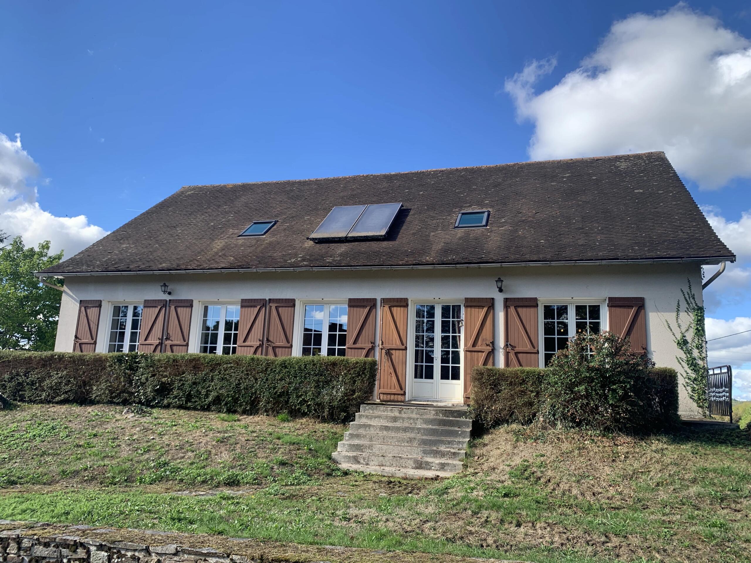 Spacious Four-Bedroom Home with Garden and Land, Nouvelle-Aquitaine – France – BVI84061