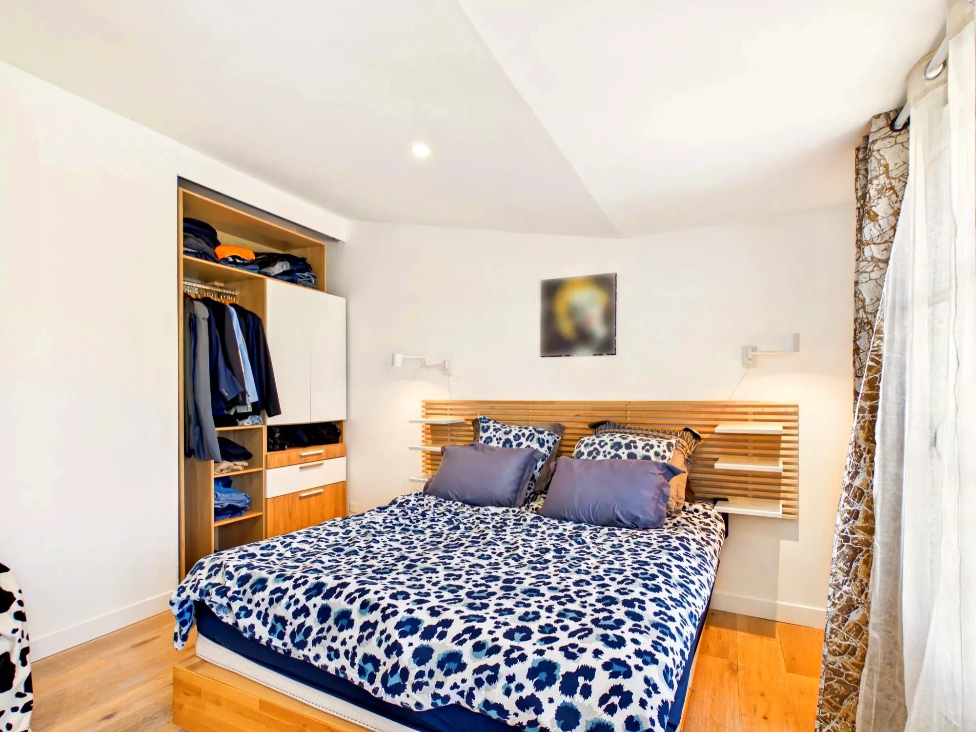 Renovated townhouse with terrace, garage and independent studio, Provence-Alpes-Côte d’Azur – France – BVI86082
