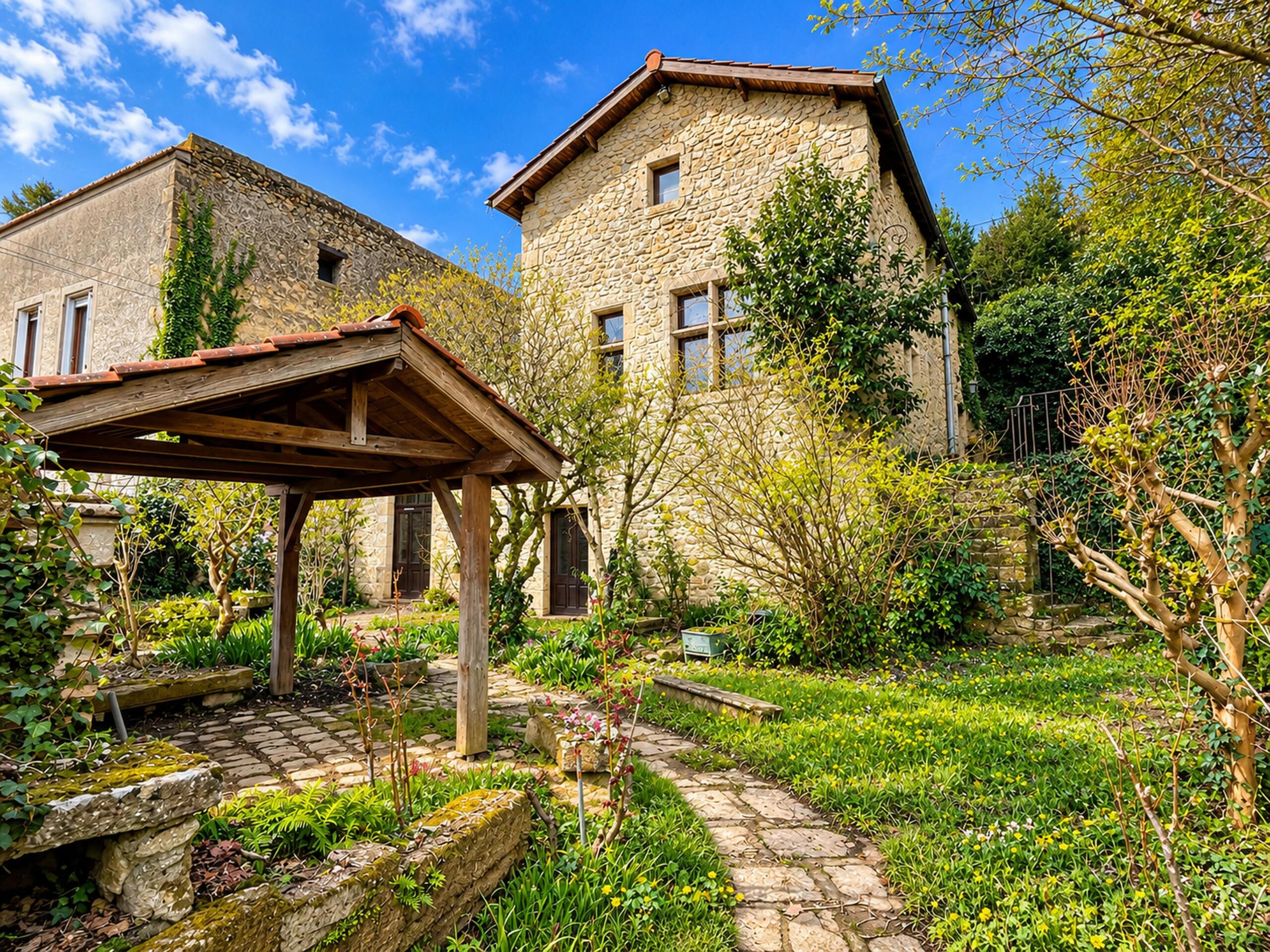 Charming 17th-Century Stone House with Garden and Panoramic Views – Near Bordeaux, Nouvelle-Aquitaine – France – BVI84671