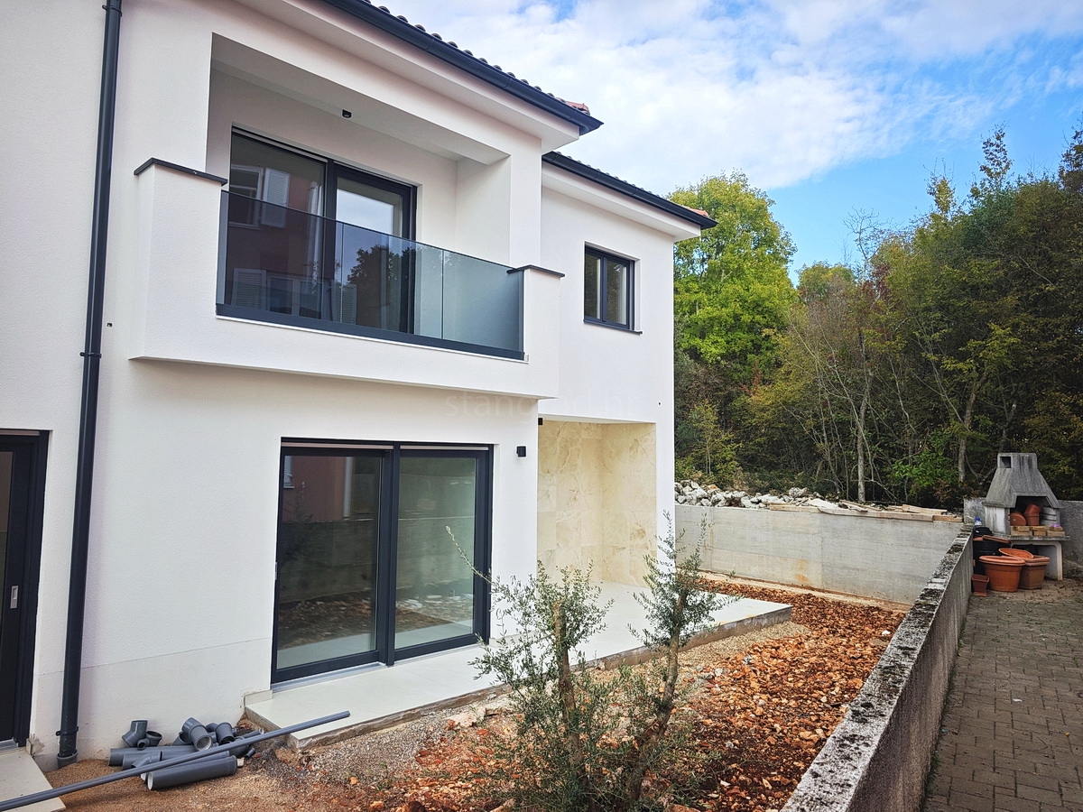 3 bedroom villa in Malinska-Dubašnica, Croatia – 103758