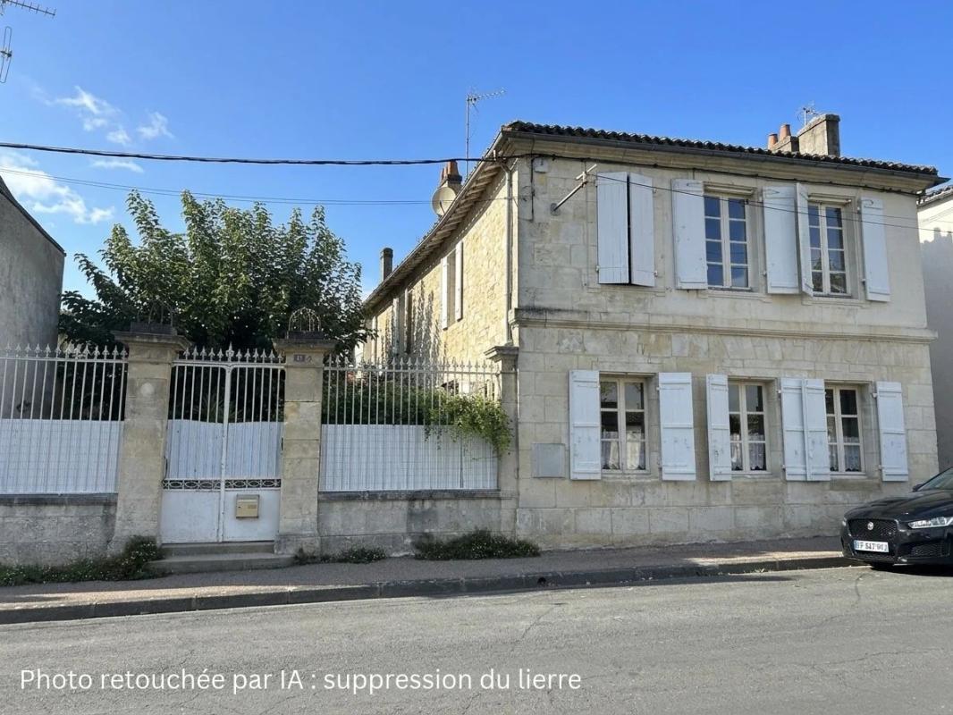 4 bedroom demeure in Saint Jean D Angely, Charente-Maritime, France